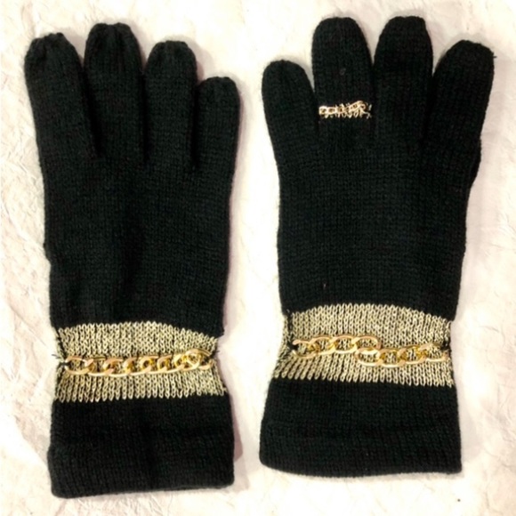 WINTER GLOVES with attached faux gold chain bracelets and ring size OS NWOT - Picture 4 of 8